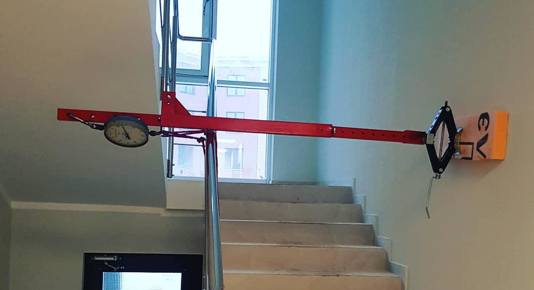 Испытание лестничных маршей, ограждений балконов и ограждений лестниц в ...